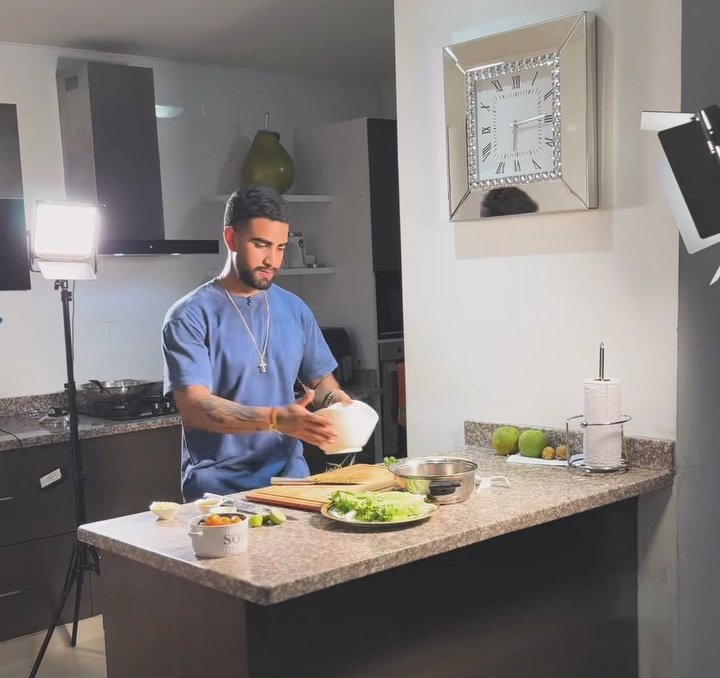 Alan Dommel tweet media