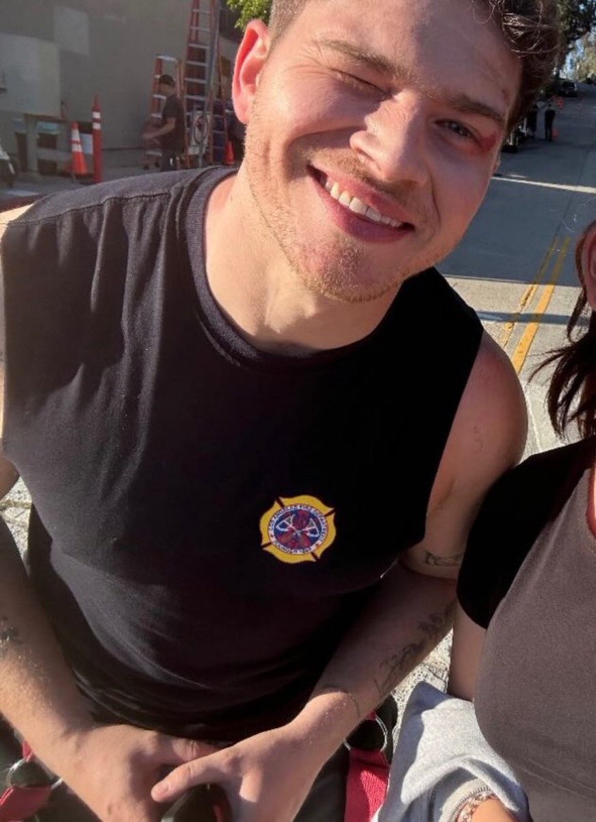 nin 🌱🚒 | is told buddie is real ☀️ tweet media