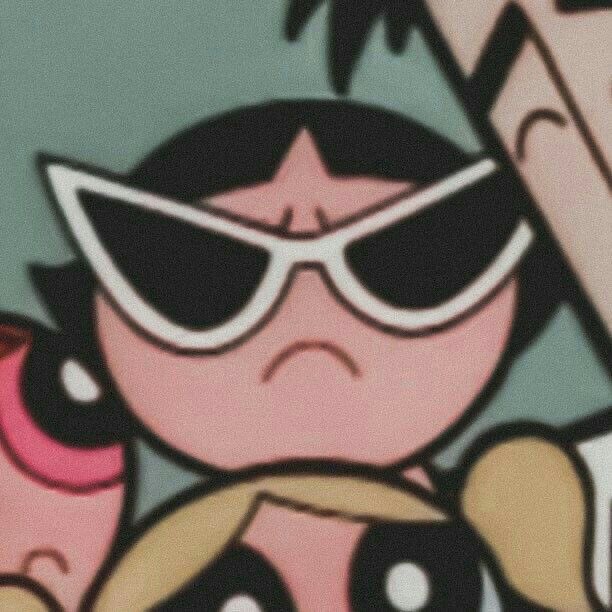 Poor Things tweet media