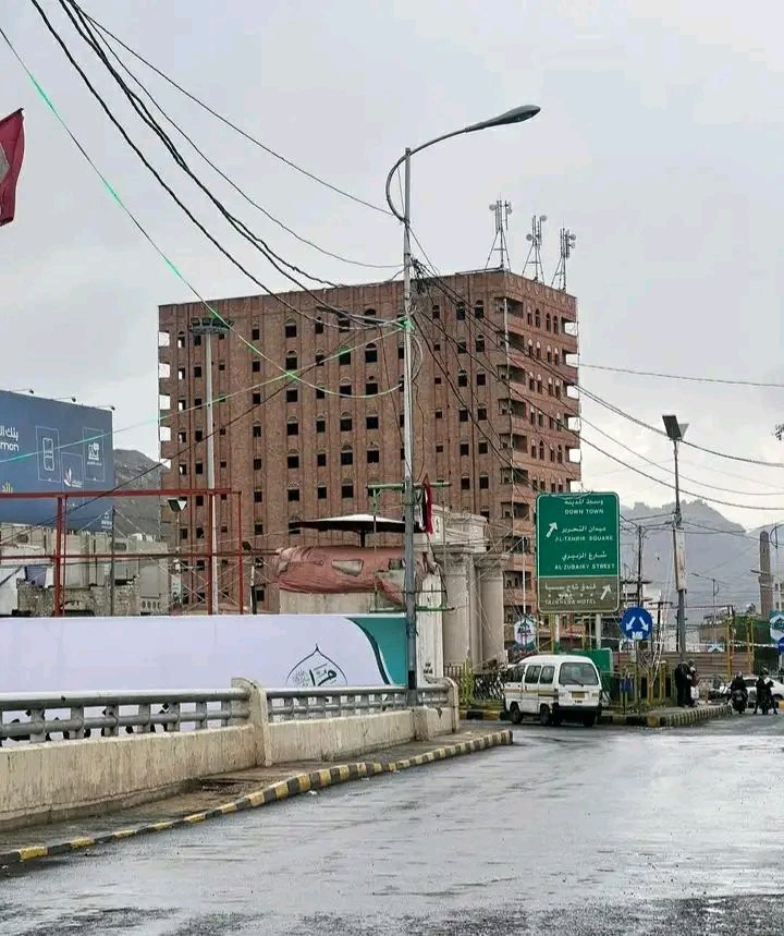 Elyas 🌞🔥 tweet media