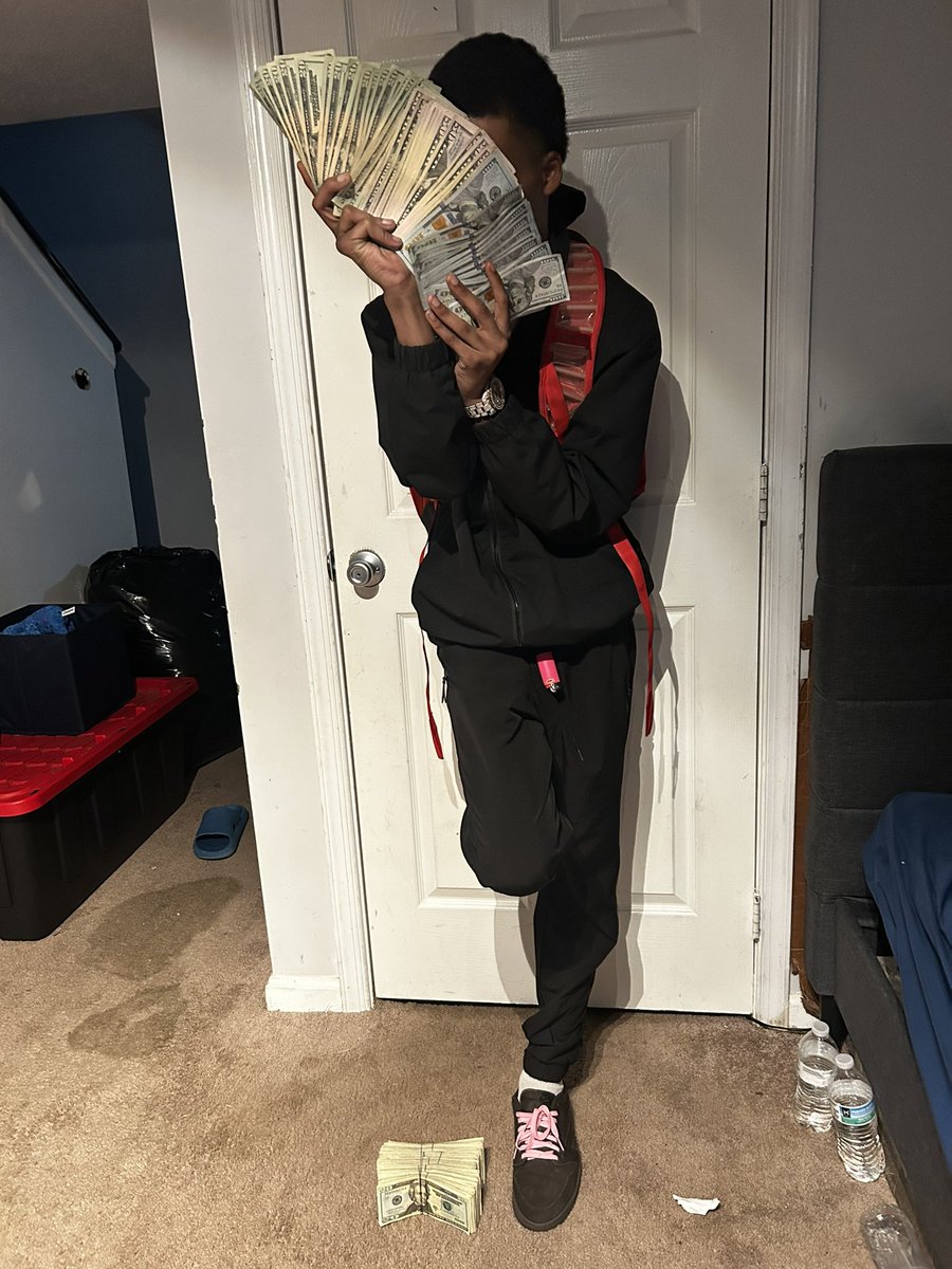 Jizzle🐰 tweet media