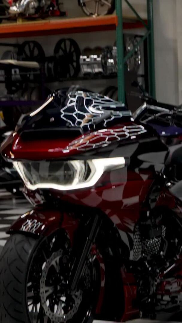 SCCBikes's tweet image. This bike turned out KILLER 🤘🏼🏁

Order your custom bike today by calling the SCC shop at 704-740-0705!

#Motorcycles #HarleyDavidson #CustomMotorcycles