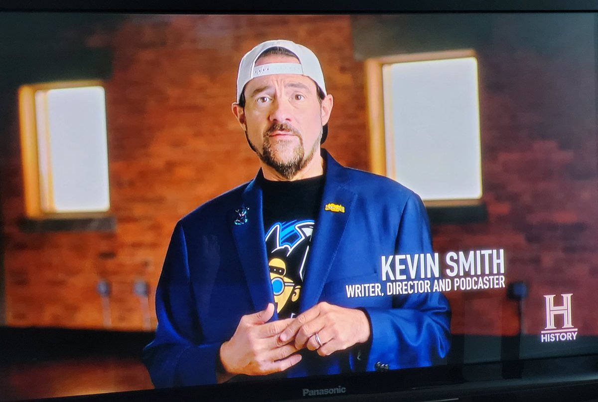 JeremySoers's tweet photo. @ThatKevinSmith on the season premiere of The Food That Built America!!! https://t.co/e8ZYrFzdeE