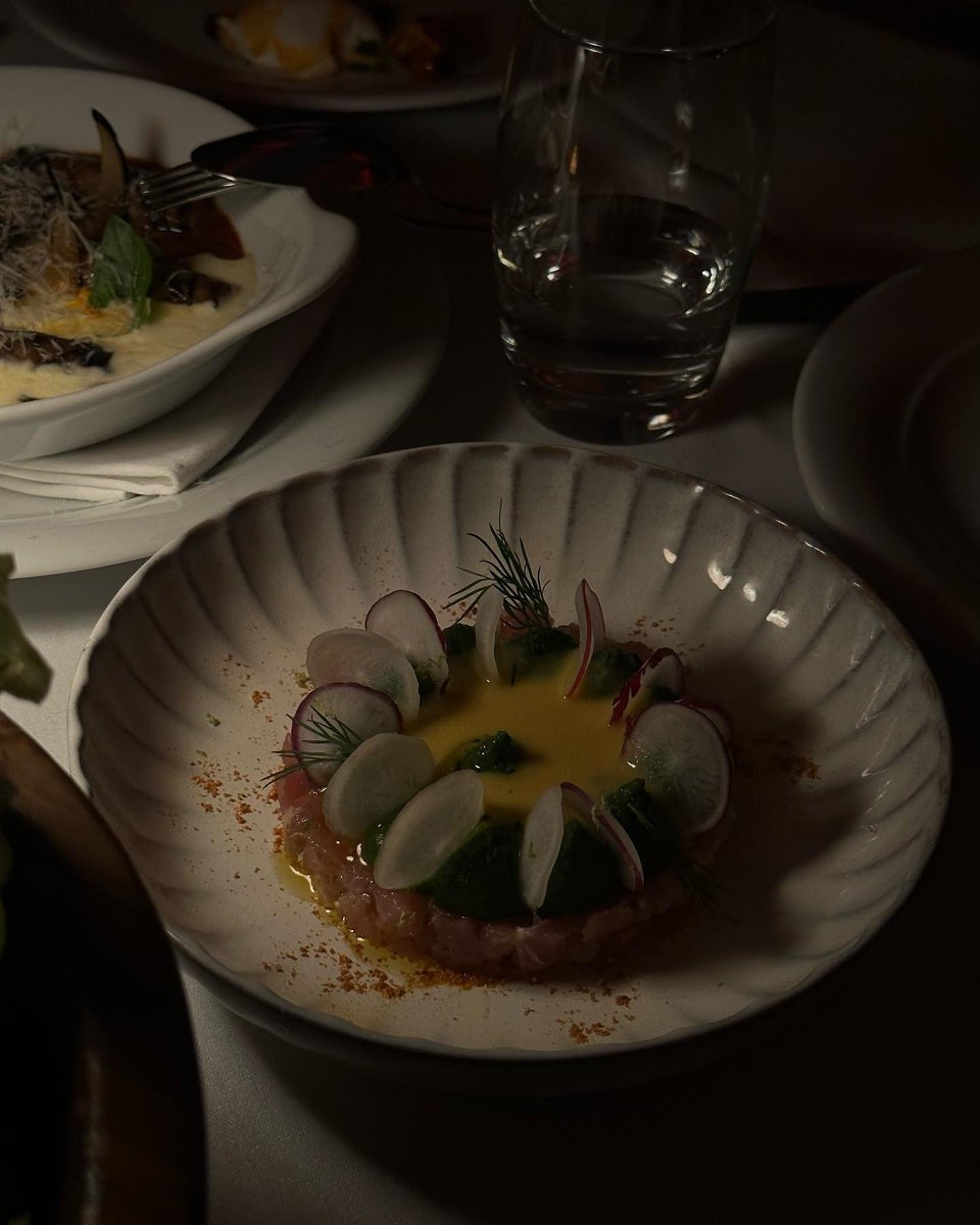 lilyromances's tweet image. Good food, good mood. The perfect recipe for a happy life. 😊🍽️❤️ #happiness #healthychoices #mindfulness #foodies