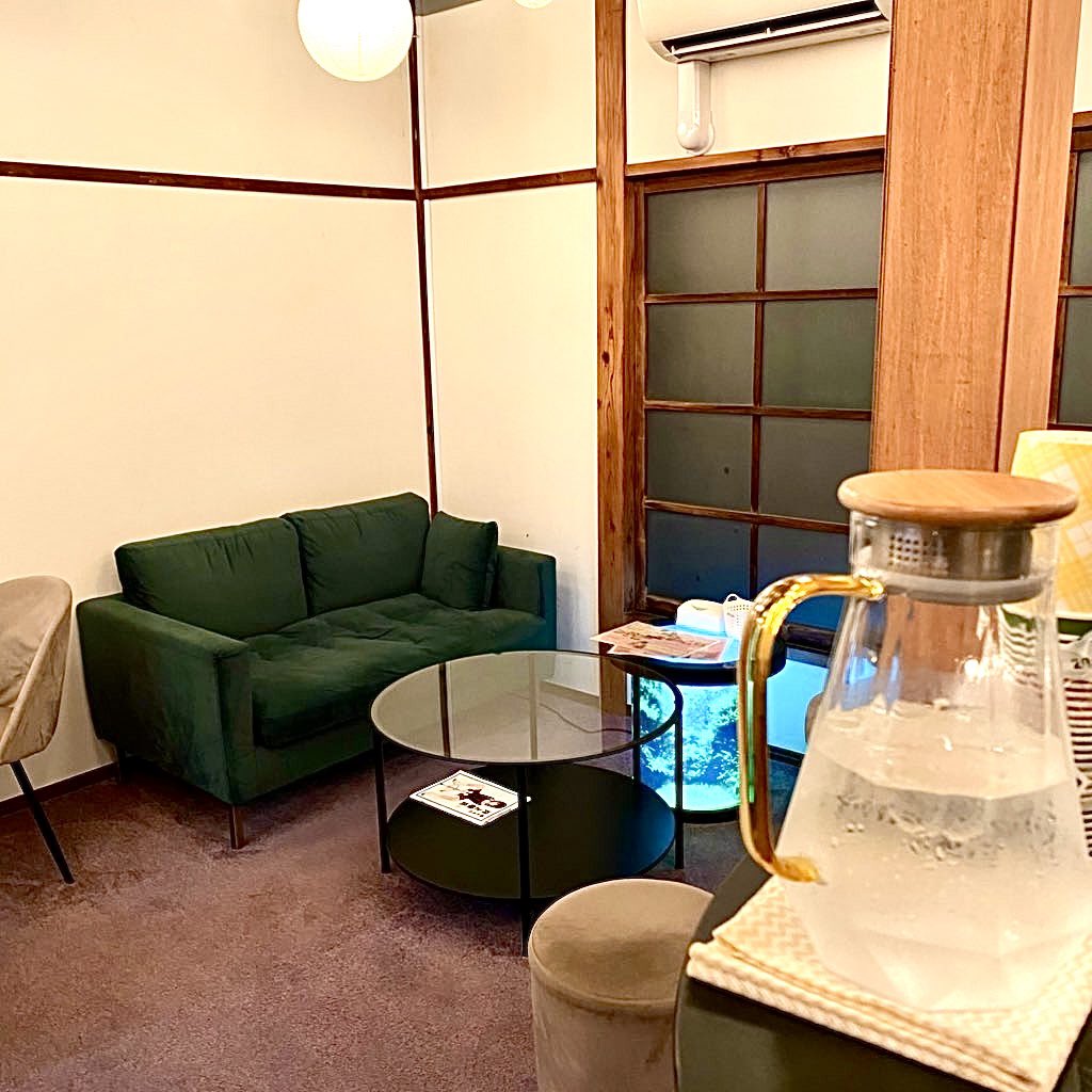 高田馬場🍸『リズと揚げた鳥』お酒とお食事 tweet media