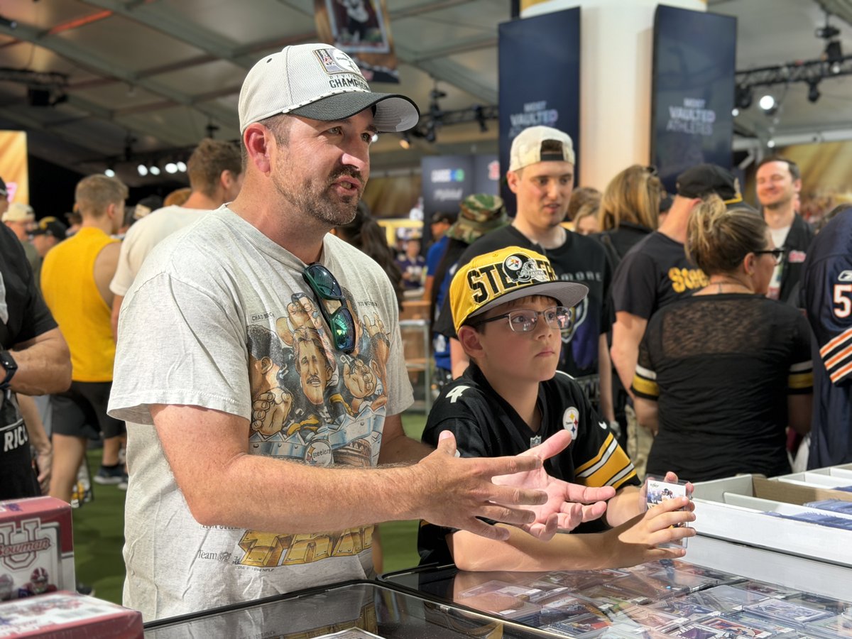 SCCTradingCards's tweet image. As @SteelersUnite said:

Yinz showed up!

#NFLDraft #Topps #TheHobby