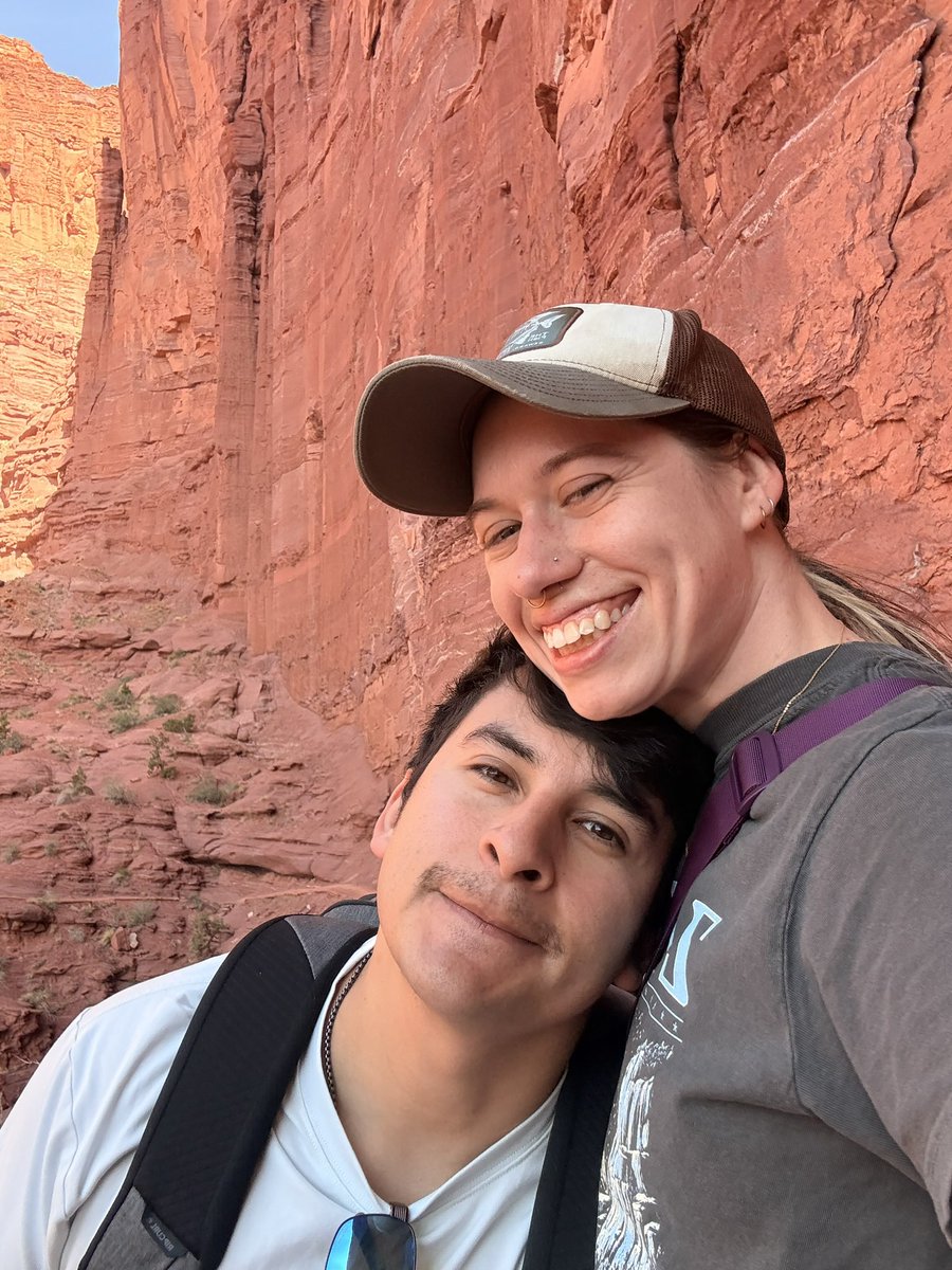liltaurusbby's tweet photo. First big getaway together was amazing, all the hikes, drives, sunrises and sunsets through Utah 🏜️❤️ https://t.co/gL0Mt7oZho