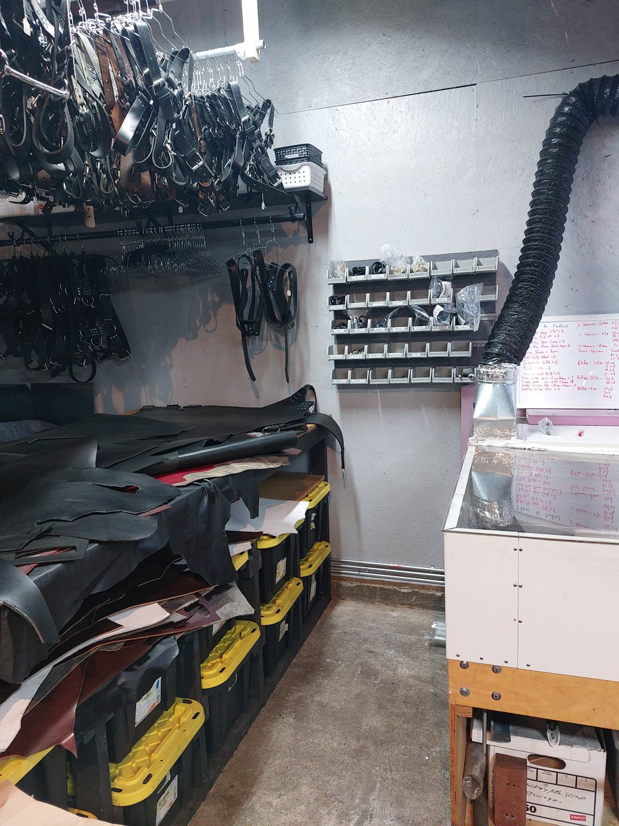 RoughnBootz's tweet image. Been organizing my workshop. Here is where all the gear is handcrafted by myself. #leatherwork #leather #workshop #smallbusiness #handcrafted #artisan