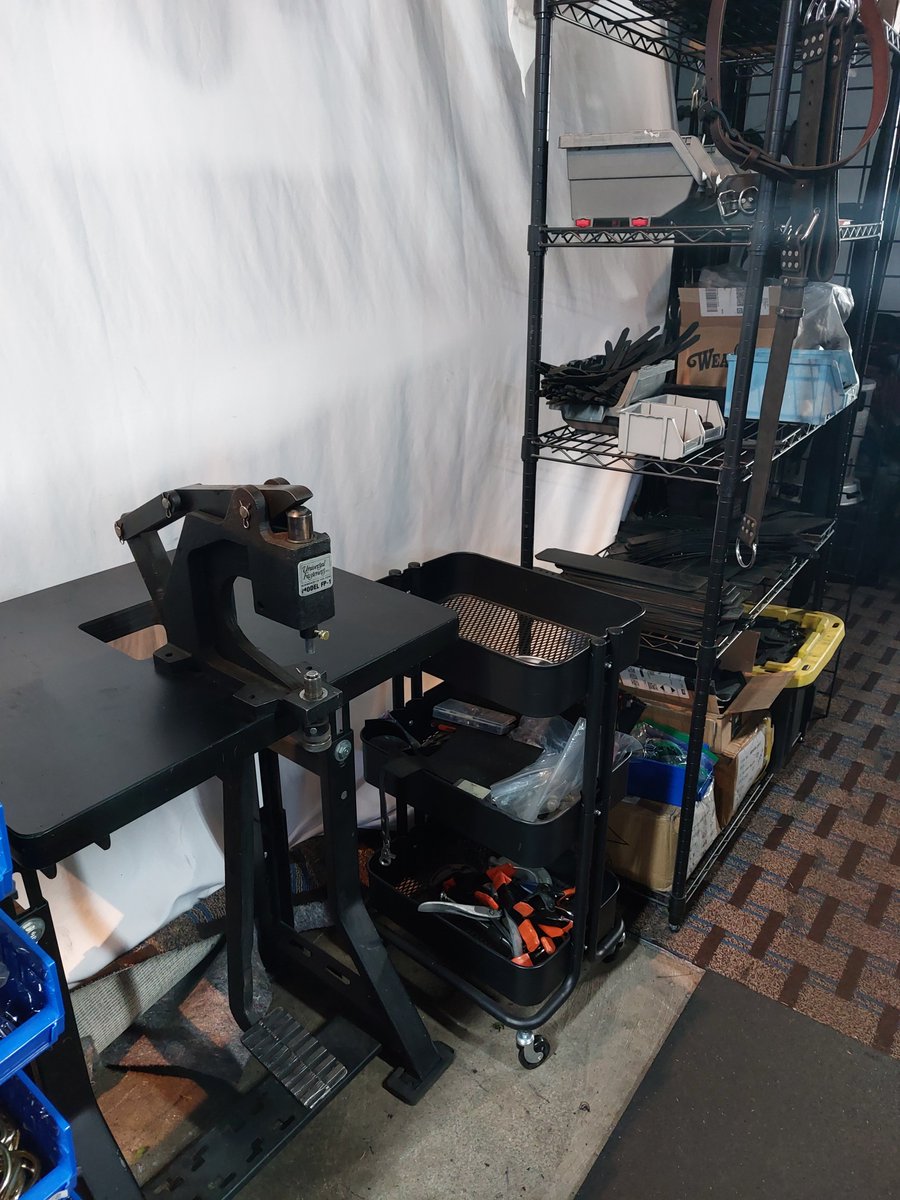 RoughnBootz's tweet image. Been organizing my workshop. Here is where all the gear is handcrafted by myself. #leatherwork #leather #workshop #smallbusiness #handcrafted #artisan