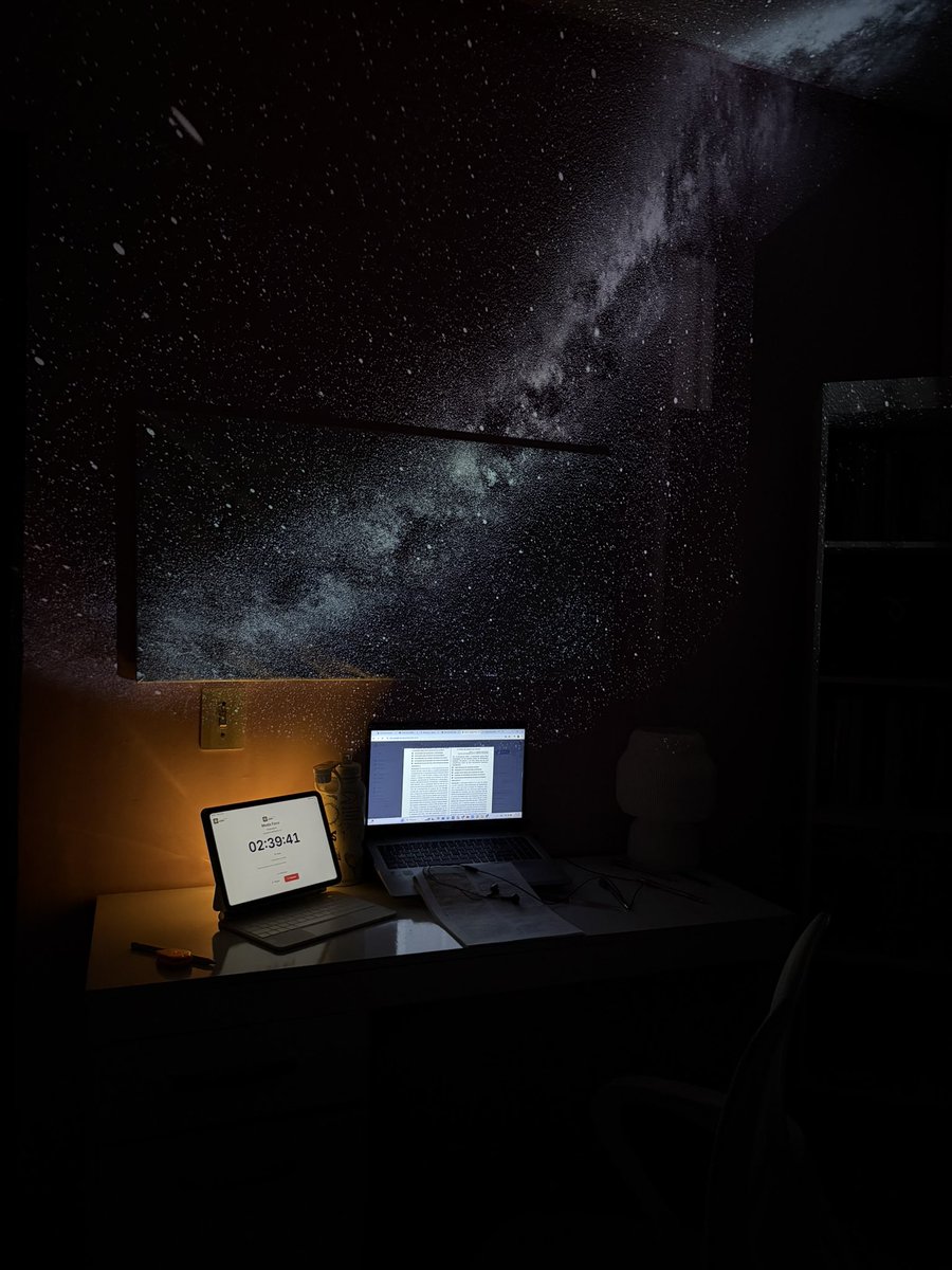 Laís B 🩺| Medicina tweet media