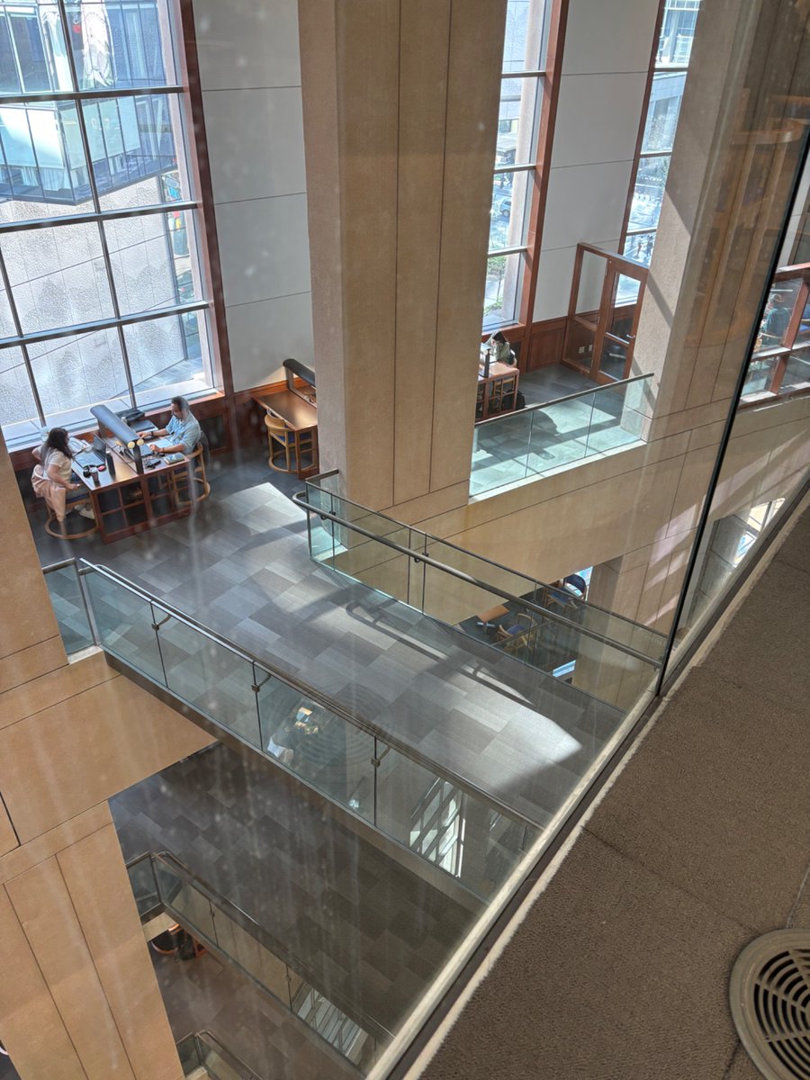 HammerFan_'s tweet photo. @deerwatching I’m on the 7th floor library archives 😭 https://t.co/Ux2jLgiDWG