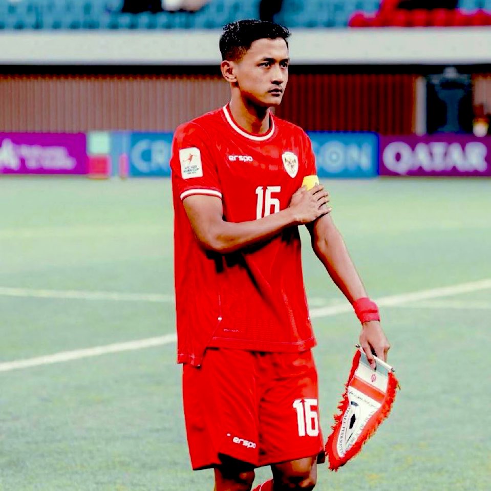 Suka Bahas Bola tweet media