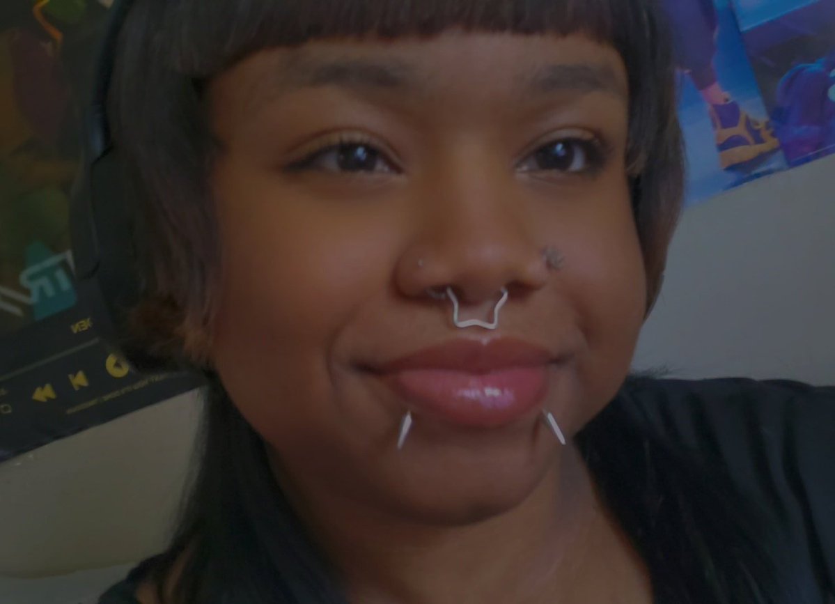 RUMI RYU of shedtwt tweet media