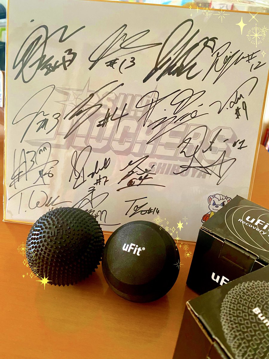 agu__pig's tweet image. 当選させて頂きました🙏✨

記事自体も面白くて、セルフケアは
プロ選手にとって勿論、どんな人でも大事で必要なものだと…✨
貰ったリカバリーボール使います‼︎

そして、色紙めっちゃ嬉しい😭✍️✨
15人分っ‼️👀
額入れて飾ります！ありがとうございました🙏✨

#uFit #サンロッカーズ渋谷