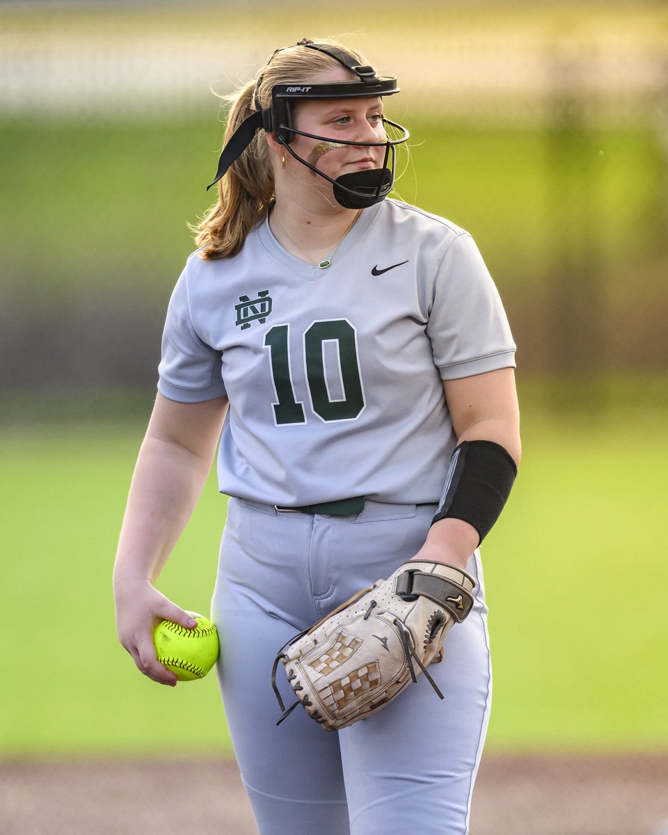 NDChattAthletic's tweet photo. Softball 🥎 completes the 2-game sweep 🧹 over Knox Catholic taking an 8-3 win. It also moves @ndchattsball ☘️ to a 🖐️ game win streak. 

Post season play will get started on 4/28 with a home Region Tournament game at Warner Park. https://t.co/KnqCD9ynAX