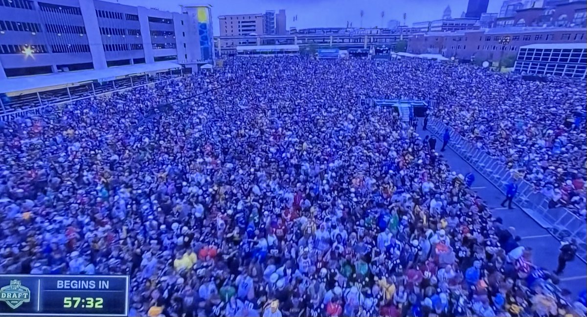 Matthew Laurance tweet media