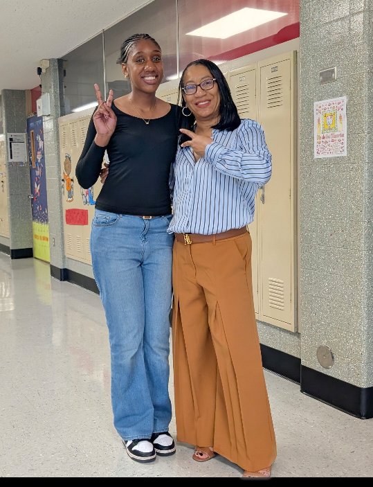 𝓓𝓻. 𝓟𝓮𝓷𝓮𝓵𝓸𝓹𝓮 𝓔. 𝓜𝓪𝓻𝓽𝓲𝓷-𝓚𝓷𝓸𝔁🎶 tweet media