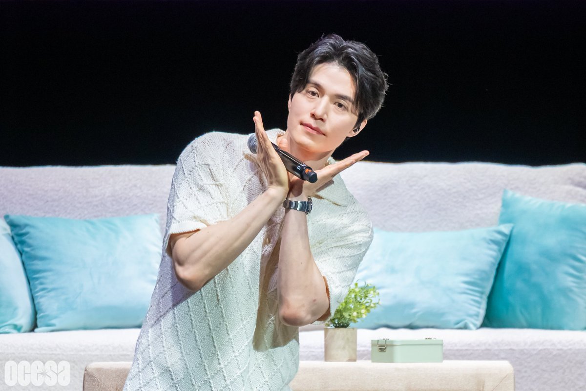 OCESA K-pop tweet media