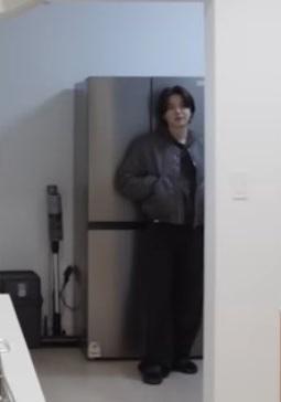 제 이상형은 양문형 냉장고만 한 남자요
#SUGA #슈가