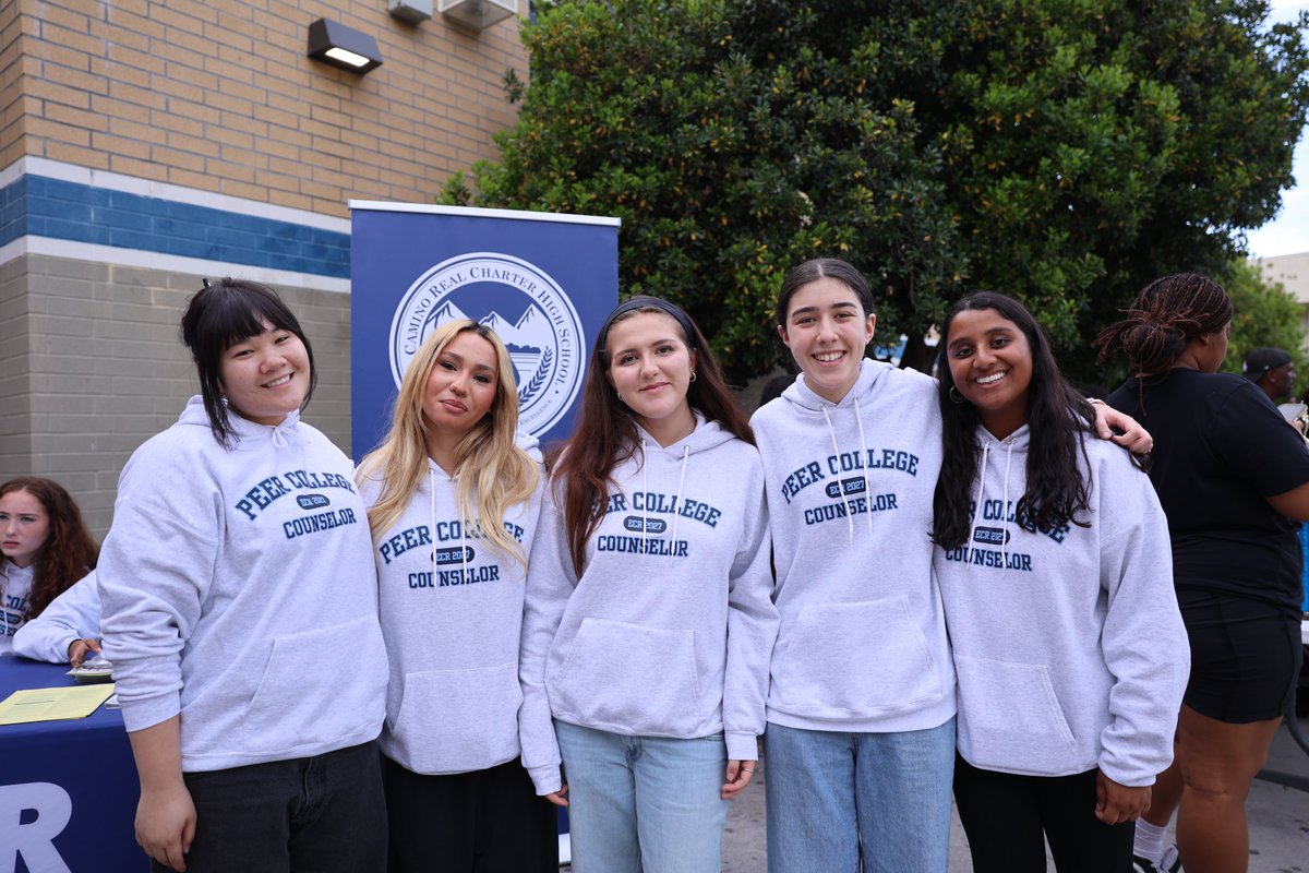 ECRCHS's tweet photo. #ThrowbackThursday to our Royal Showcase Open House, where families toured campus, met teachers, and saw firsthand the opportunities waiting for future Royals.

We loved welcoming our community. 💙

Until next time, Go Royals! 🐻

#WeAreECR | #GoRoyals | #OpenHouse | #StudentSuccess | #ThrowbackThursday