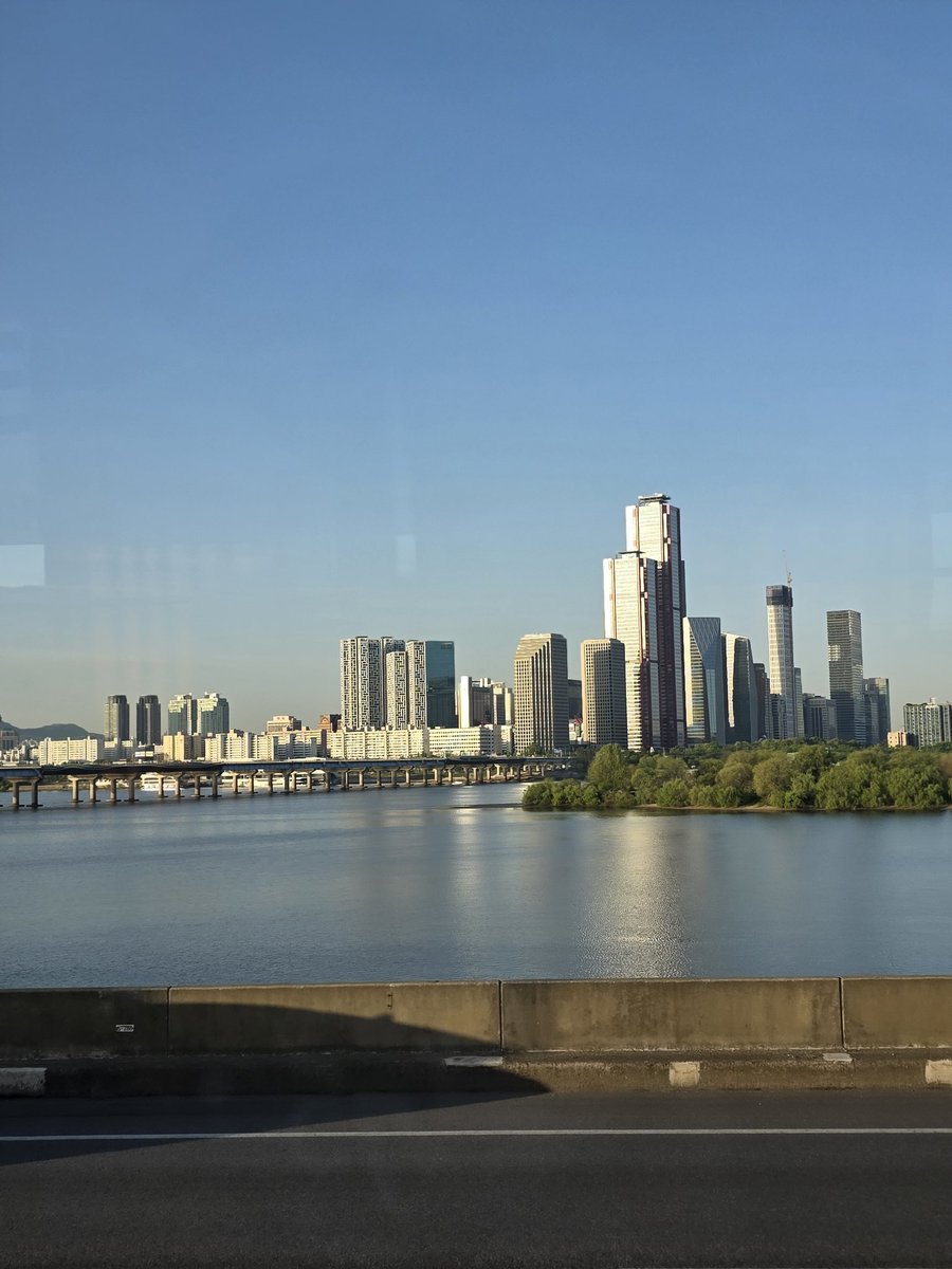 melchan7's tweet image. いいお天気☀️.°
 #서울
 #ソウル