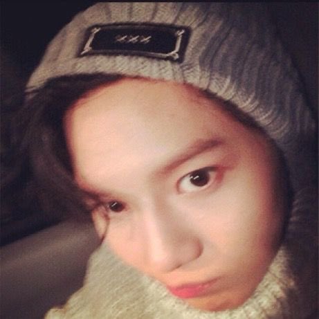 ℭ𝔥𝔩𝔬𝔢 ⟢ tweet media