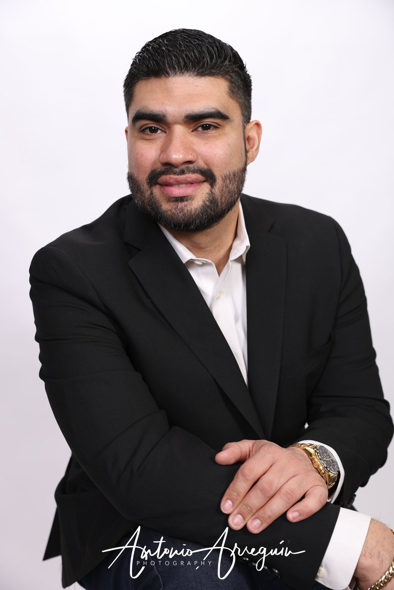 AAphotography70's tweet image. Rey’s headshots 📸 #headshots #headshot #photosession #photoshoot #phototime #headshotphotographer #photoshoot #photography #portraits