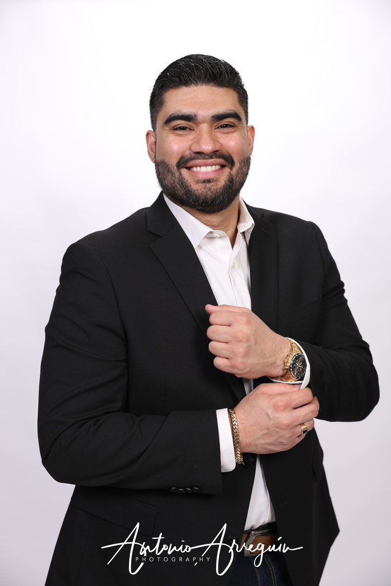 AAphotography70's tweet image. Rey’s headshots 📸 #headshots #headshot #photosession #photoshoot #phototime #headshotphotographer #photoshoot #photography #portraits
