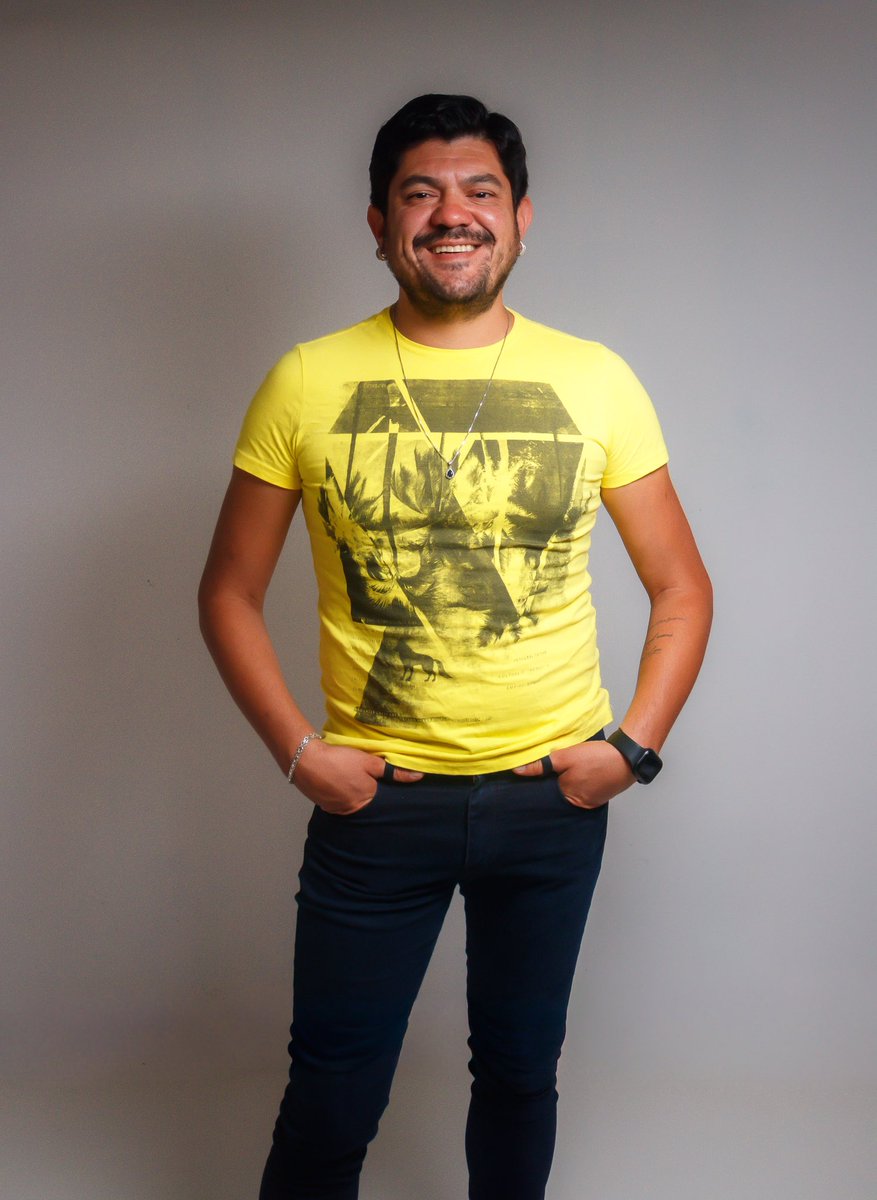 LeonardoC64697's tweet photo. Adoramos a perfeição, porque não a podemos ter; repugna-la-íamos se a tivéssemos. O perfeito é o desumano porque o humano é imperfeito. 💛🖤
Karlos Luiz Fotografia 📸 
#karlosluizfotografia #fernandopessoa https://t.co/H7Cq1WShhS