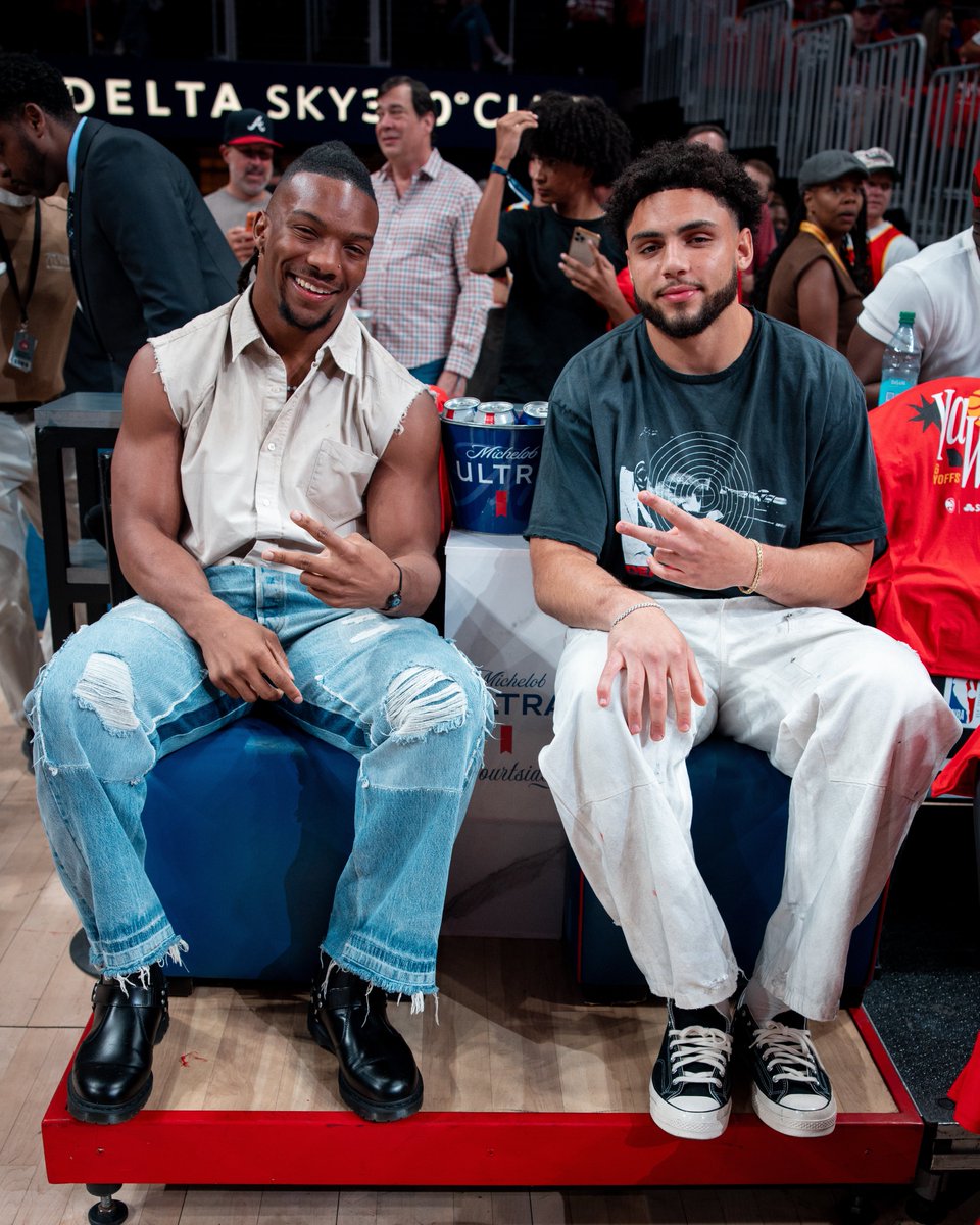 Atlanta Hawks tweet media