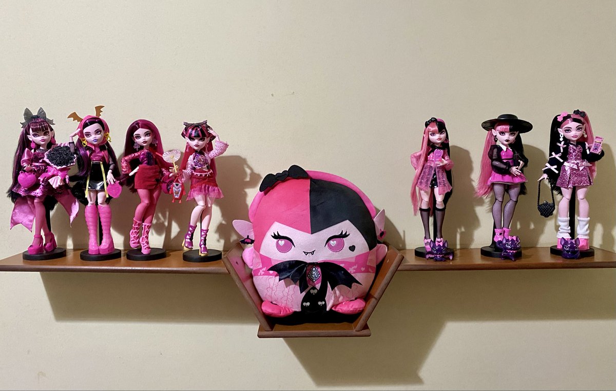 totally plastic tweet media