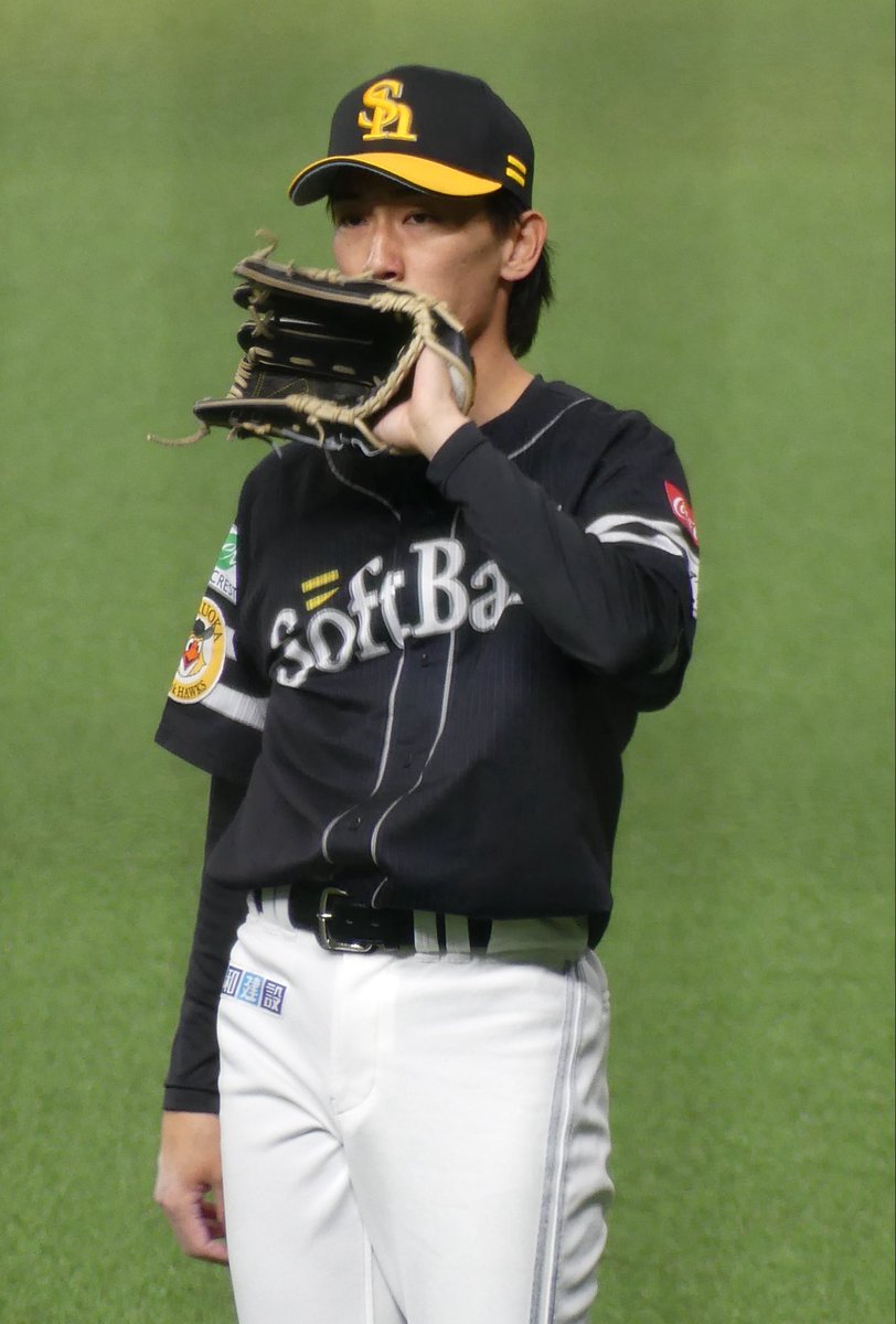 ギータになり損ねた鷹党 tweet media