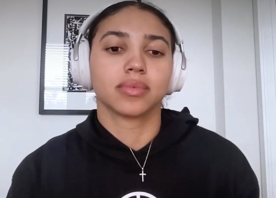 ann ★ sarah strong glazer tweet media