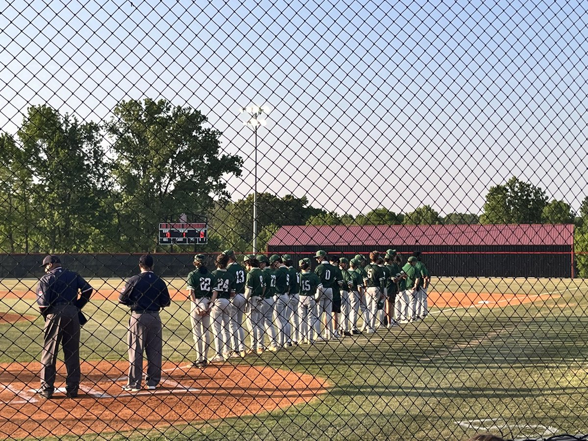 DLWeeks83's tweet photo. ￼￼@RobCoSchools ⚾️ https://t.co/nCUQvDsnQV