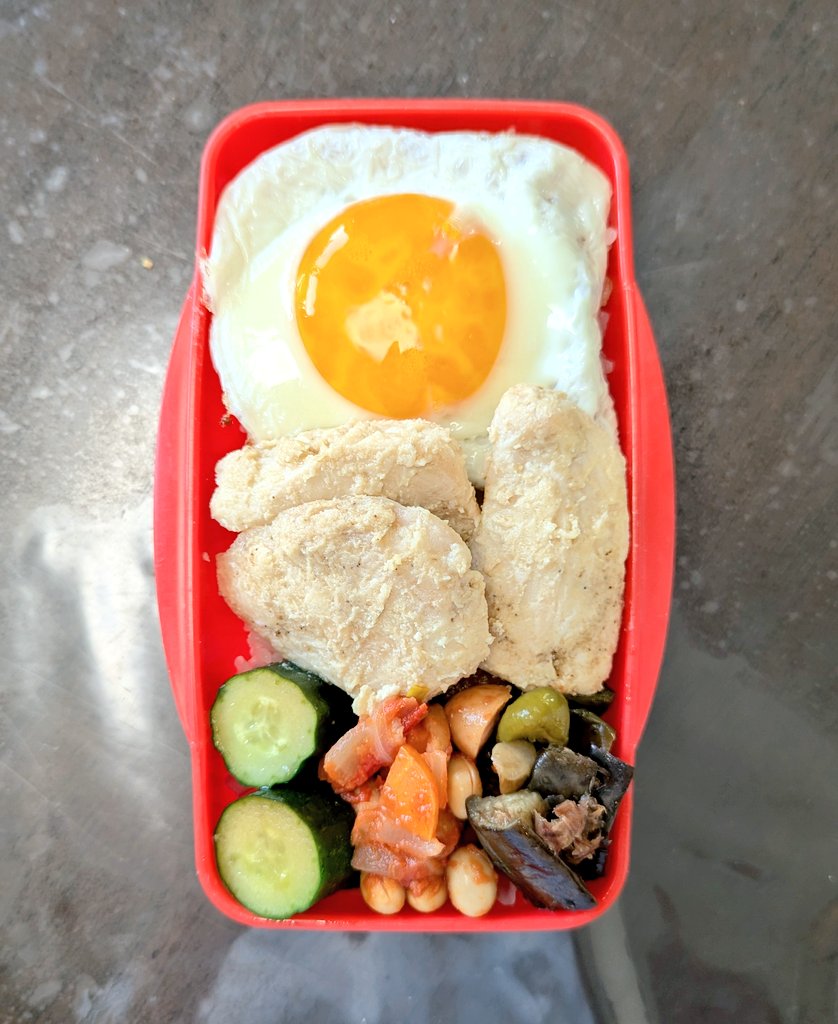 鶏むね肉のごま味噌焼き
炒りごまじゃなくてすりごま使ったから全然見えない