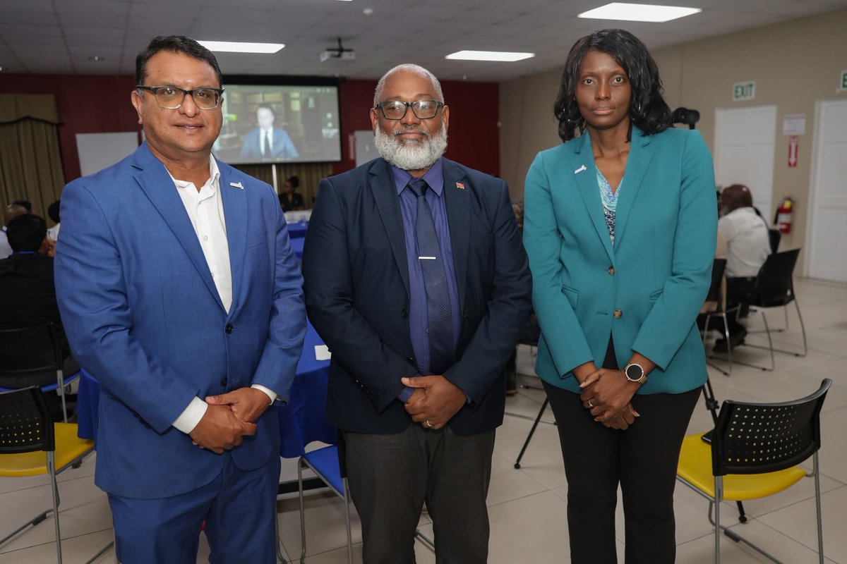 AMCHAM T&T tweet media