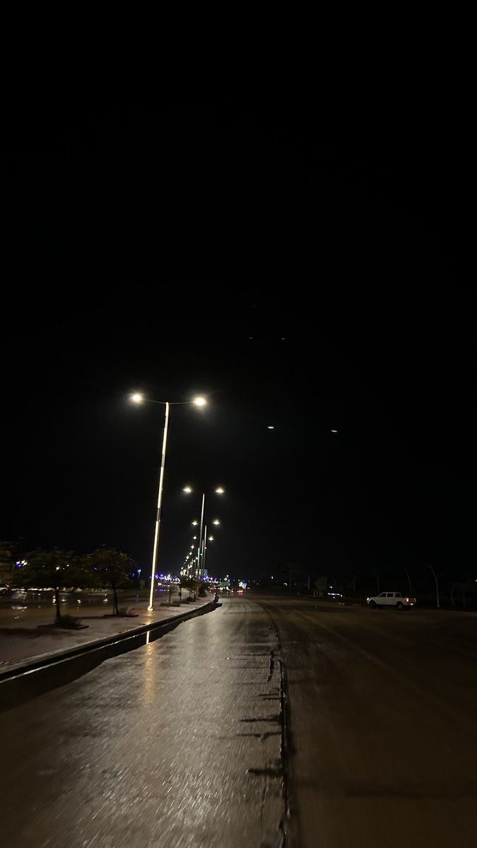 3eiie's tweet photo. خط ومطر https://t.co/Ea21MK4VTt