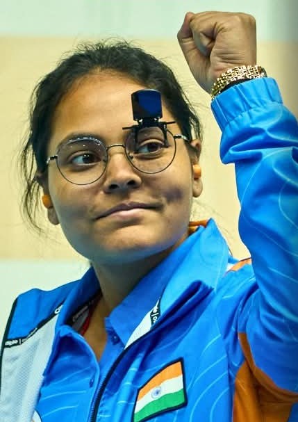 indianshooting's tweet photo. Vanshika Chaudhary 🇮🇳 wins Gold in Women's 10m Air Pistol at the ISSF Junior World Cup in Cairo, Egypt. #ISSF https://t.co/MZh45w9Zyo