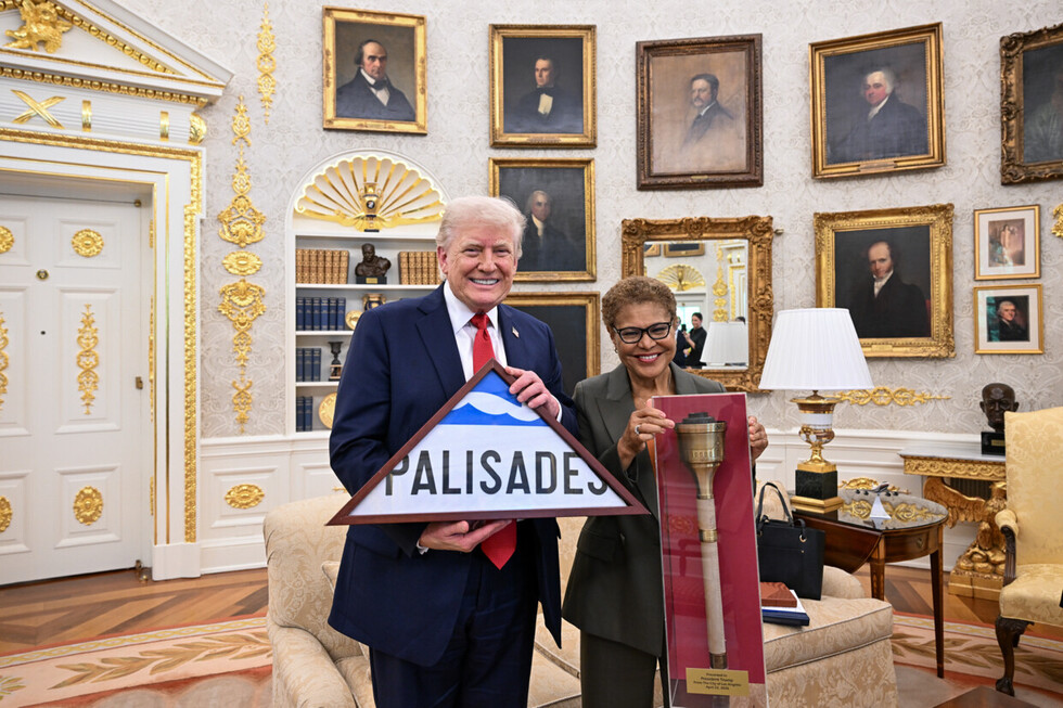 Commentary Donald J. Trump Posts From Truth Social tweet media