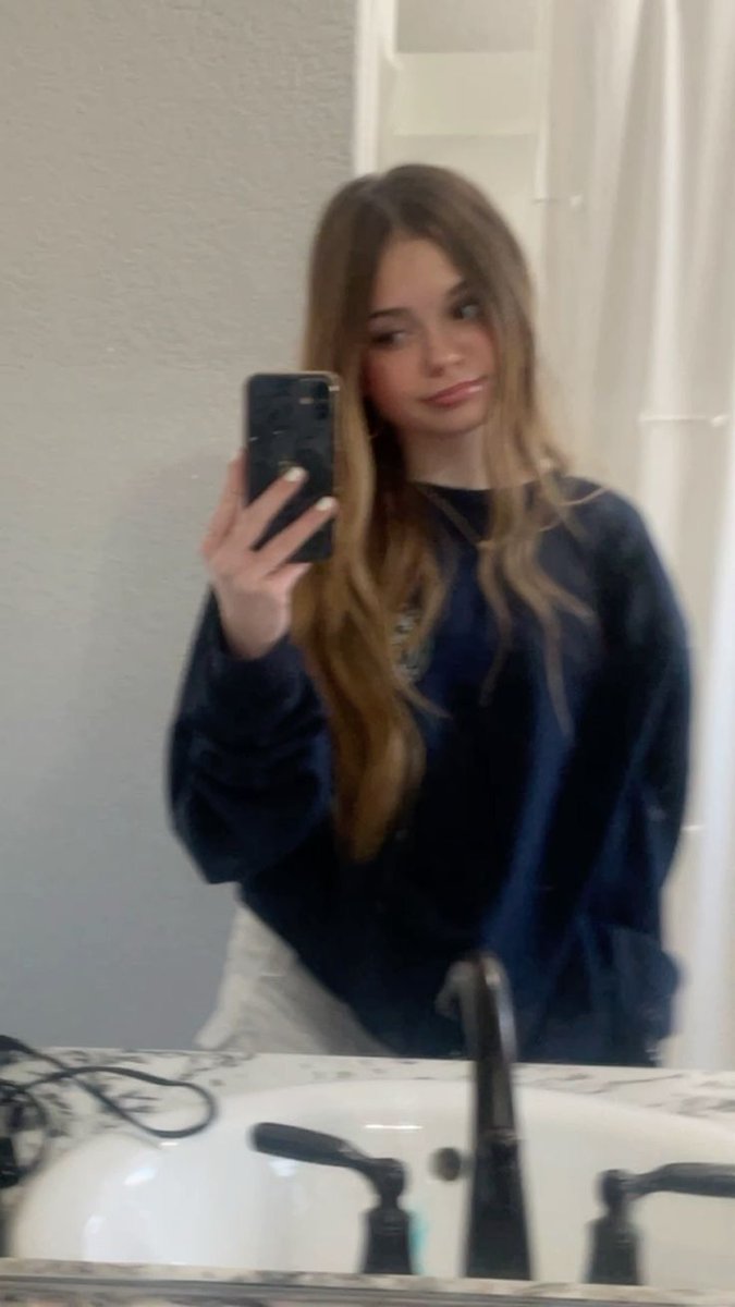 Alicee tweet media