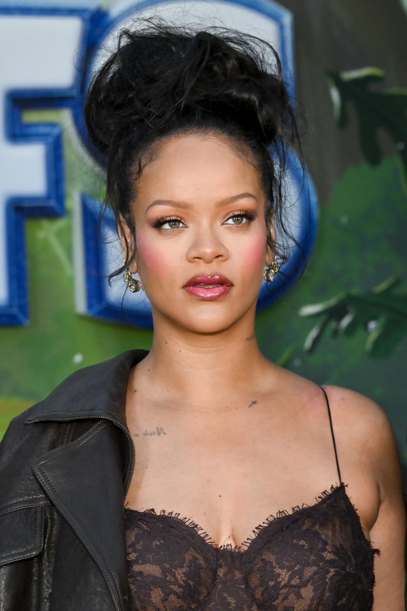 Anitta Portugal tweet media