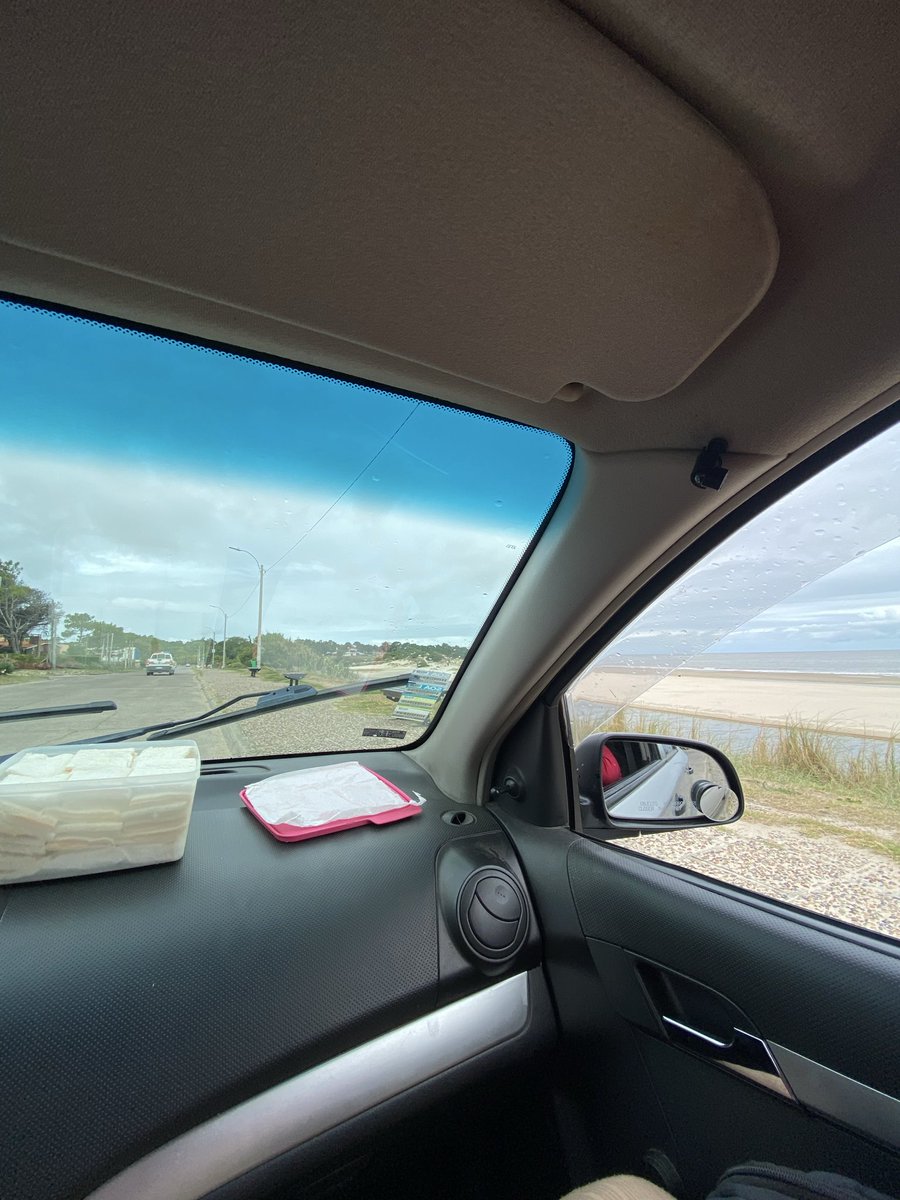 katy 🇺🇾 tweet media