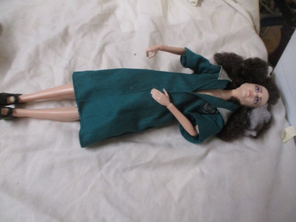 HarryPotterEnth's tweet image. HARRY POTTER BELLATRIX LESTRANGE DOLL NO GREEN CLOACK JUST SHOES AND DOLL

Ends Sun 26th Apr @ 5:15pm

ebay.com/itm/1780540510…

#ad #HarryPotter #Potterhead