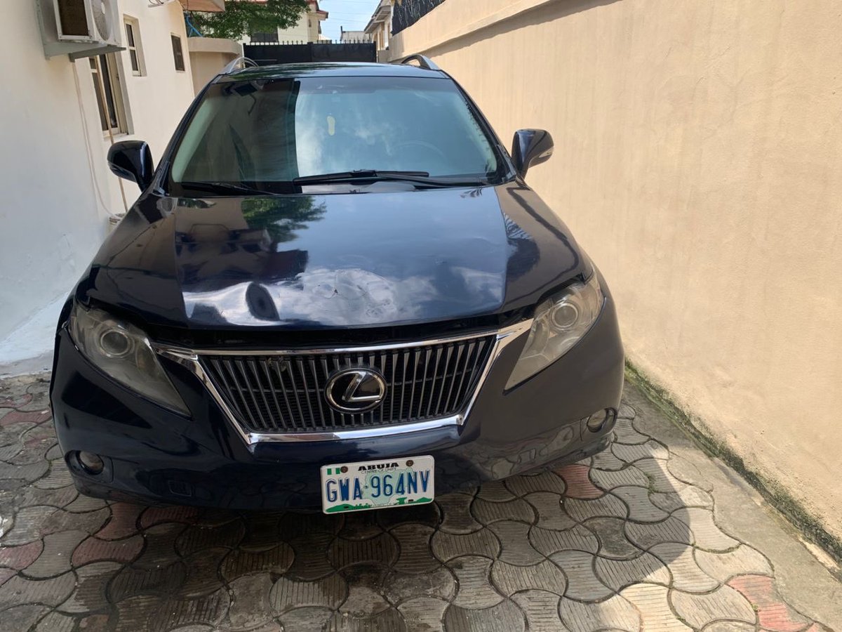 amdatauto's tweet photo. Reg. Lexus RX350.  2010….
2022 entry…
Engine 💯 
Gear 💯 
AC 💯 
Buy and drive 

Price 8.4m…

Settle 250k….

Location Lekki Lagos…

Dm 08166849169

#trend #virałpost #car https://t.co/h2Epl3zdy5