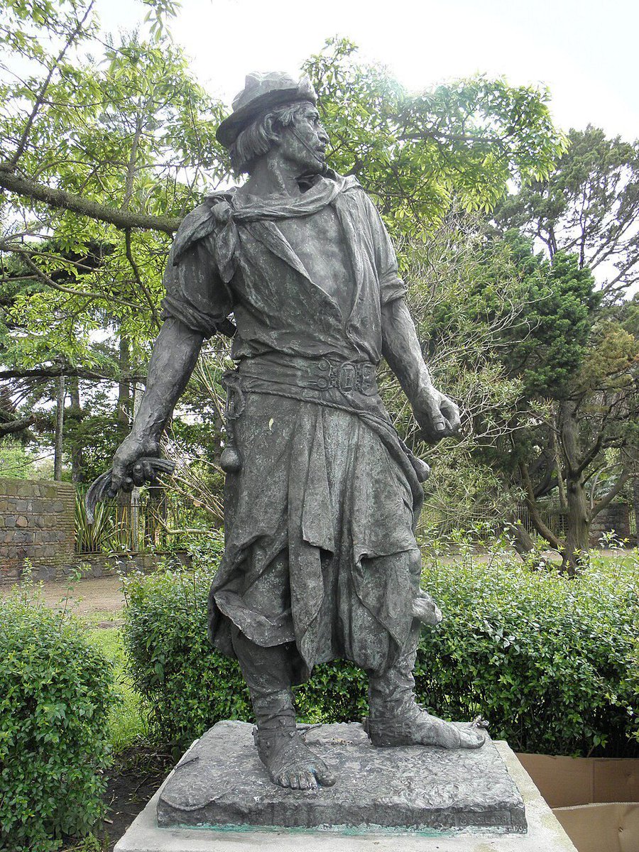 ⏩URUGUAY SORPRENDE....Asi es como quedo el monumento al peon en la zona del Prado.
El FA-PIT trabajó incansablemente para llegar esto!!!