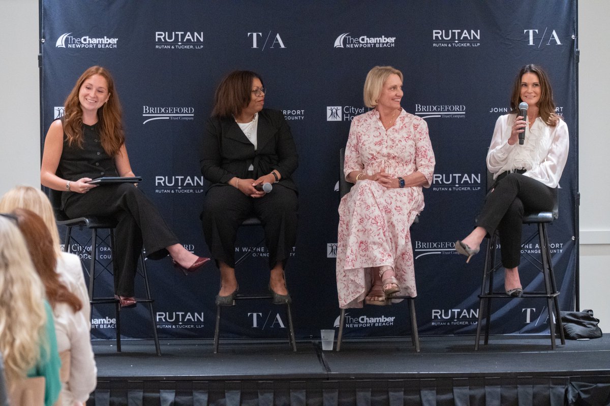 CumminsWhiteLLP's tweet photo. Strong leadership. Honest perspectives. Meaningful connections.

We were proud to join 150+ professionals at Women Shaping Business Today, hosted by @BridgefordTrust   and @newportchamber.

Meaningful conversations continue well beyond Women’s History Month.

#WomenInBusiness https://t.co/aP6rp4hRW2