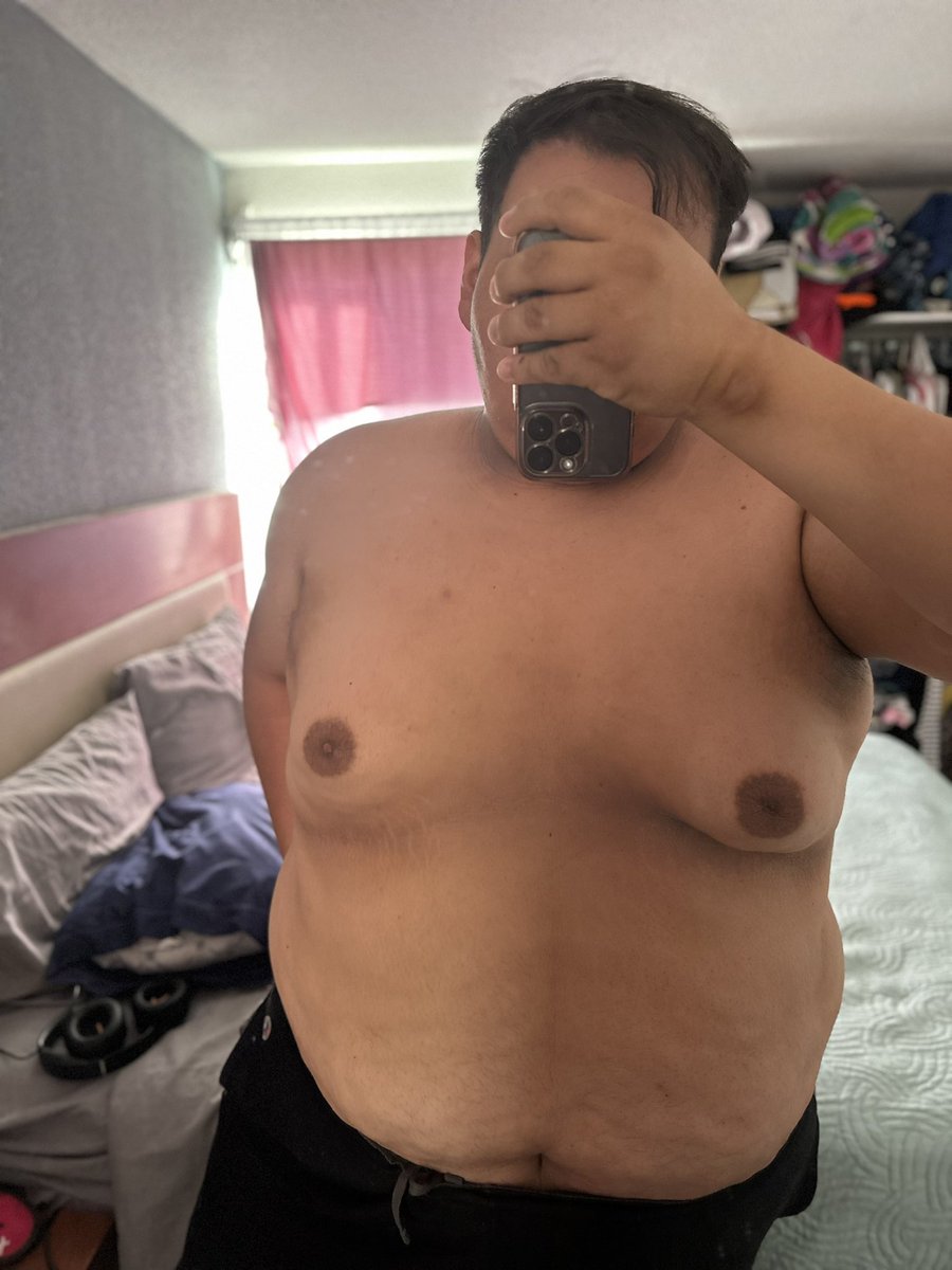 KRchubby's tweet photo. Que calor hace hoy 🥵 https://t.co/L2Fhd0GcXL