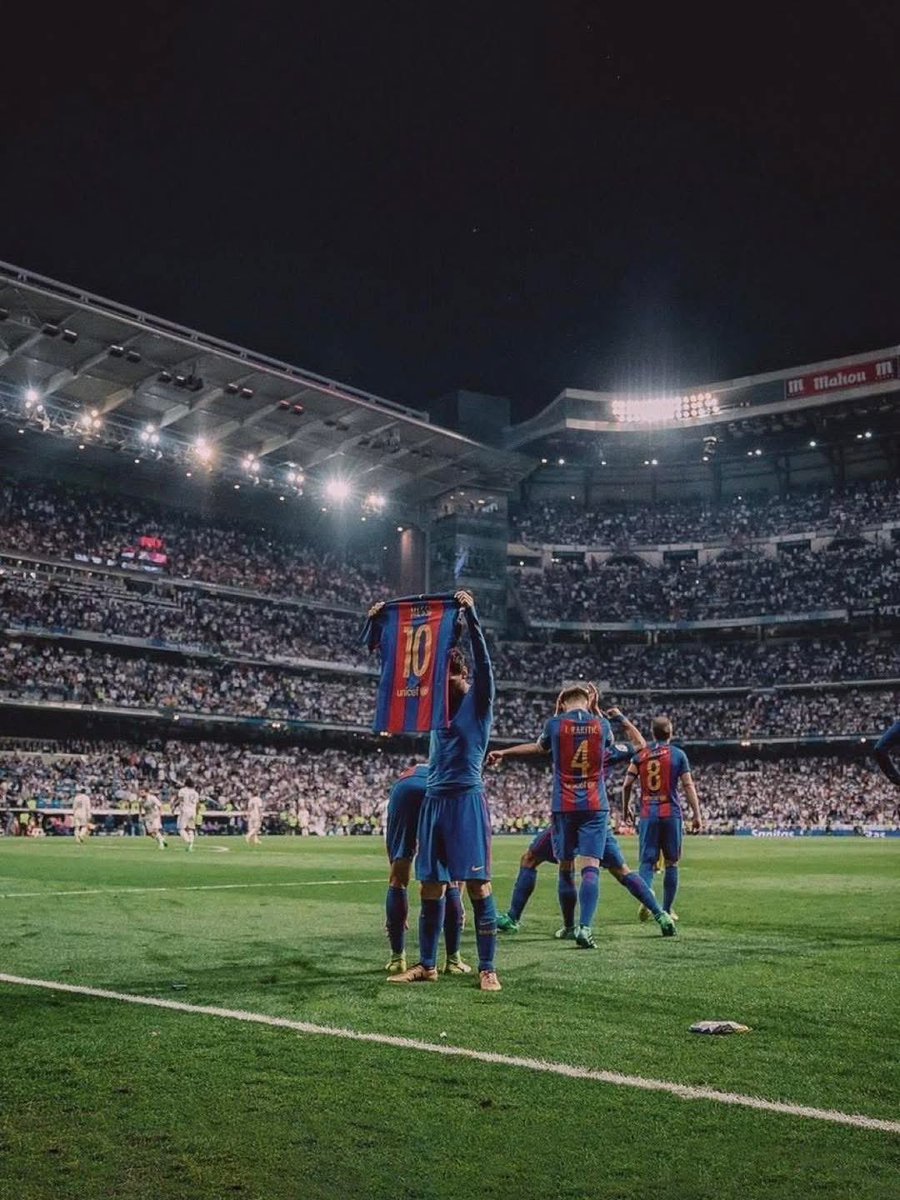 FrankFresh14's tweet image. 🕰️ Nine years ago today…

In the 92nd minute, Lionel Messi sealed the win in El Clásico with a clutch goal. 🫨💙❤️

Right in front of the Real Madrid fans at the Bernabéu, he delivered a celebration that became instantly legendary.

PURE AURA 🥶✨

#Messi #ElClasico #FCBarcelona