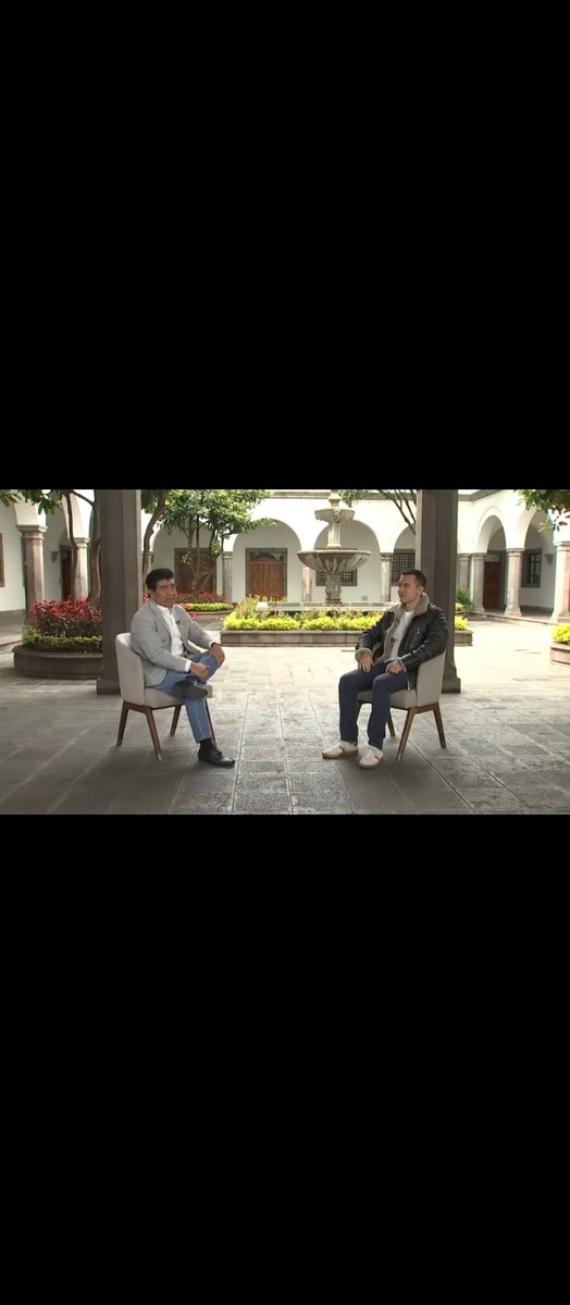 <a href="/LoroHomero/">Jorge Yunda Machado</a> En lugar de lamerle el 🍑🍑y arrastrarte, debiste reclamar, rocoto cipayo.