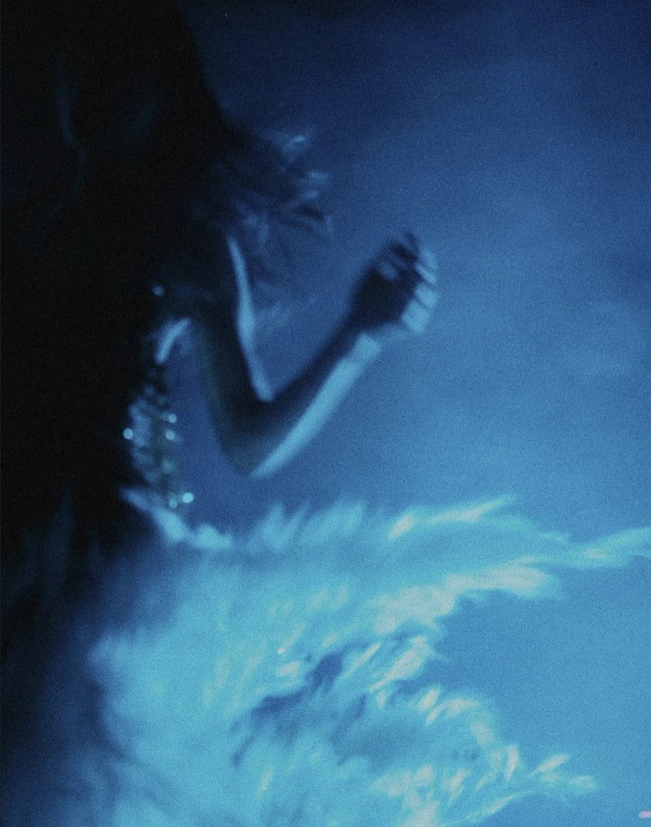 Not for Radio Updates 𖧧 tweet media